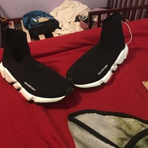 Balenciaga runners 11